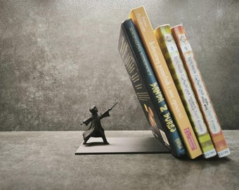 Harry Potter Bookend Wizard Spell Figure – Magic Book Holder Decor