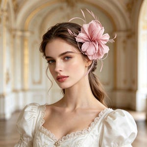 Chapeau bibi à plumes et fleurs, chapeau de mariage pour thé, chapeau de derby, accessoire de coiffure de mariée, coiffe pour cérémonie religieuse, chapeau de cocktail vintage