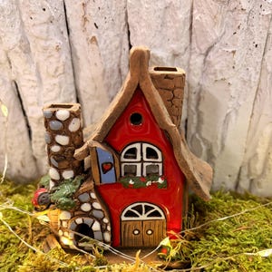 Miniatur haus aus ton