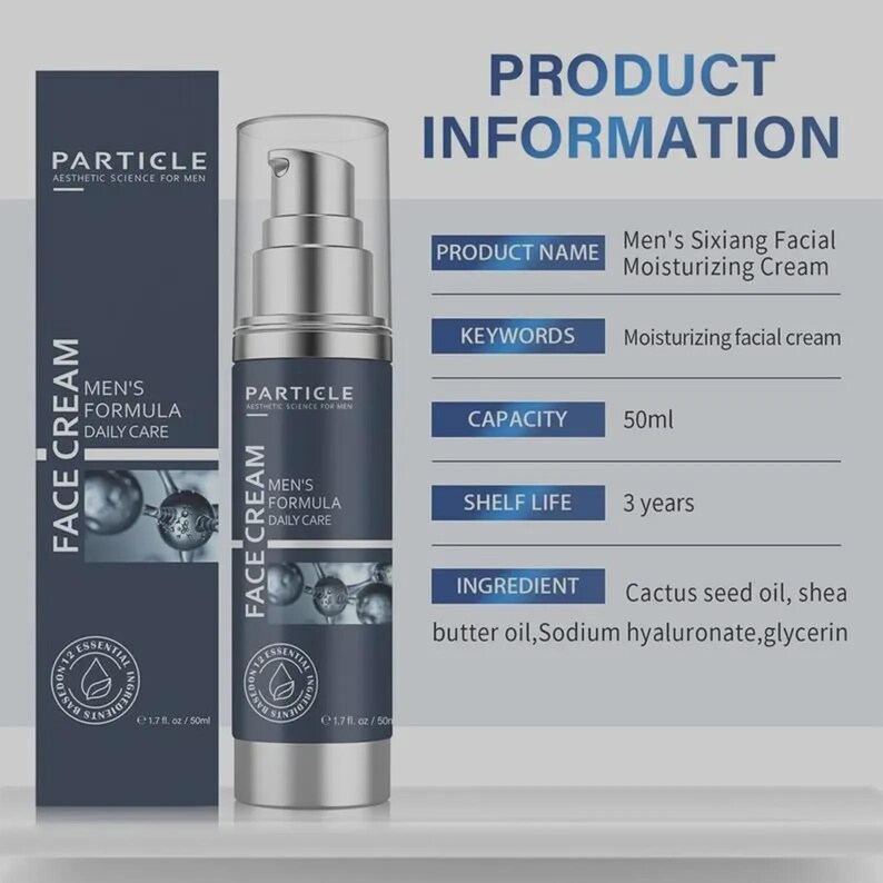 Może przedstawiać: Ciemnoniebieska i srebrna butelka kremu nawilżającego do twarzy z dozownikiem z pompką. Produkt oznaczony jako "Particle" i "Men's Formula Daily Care". Pojemność produktu to 50 ml.
