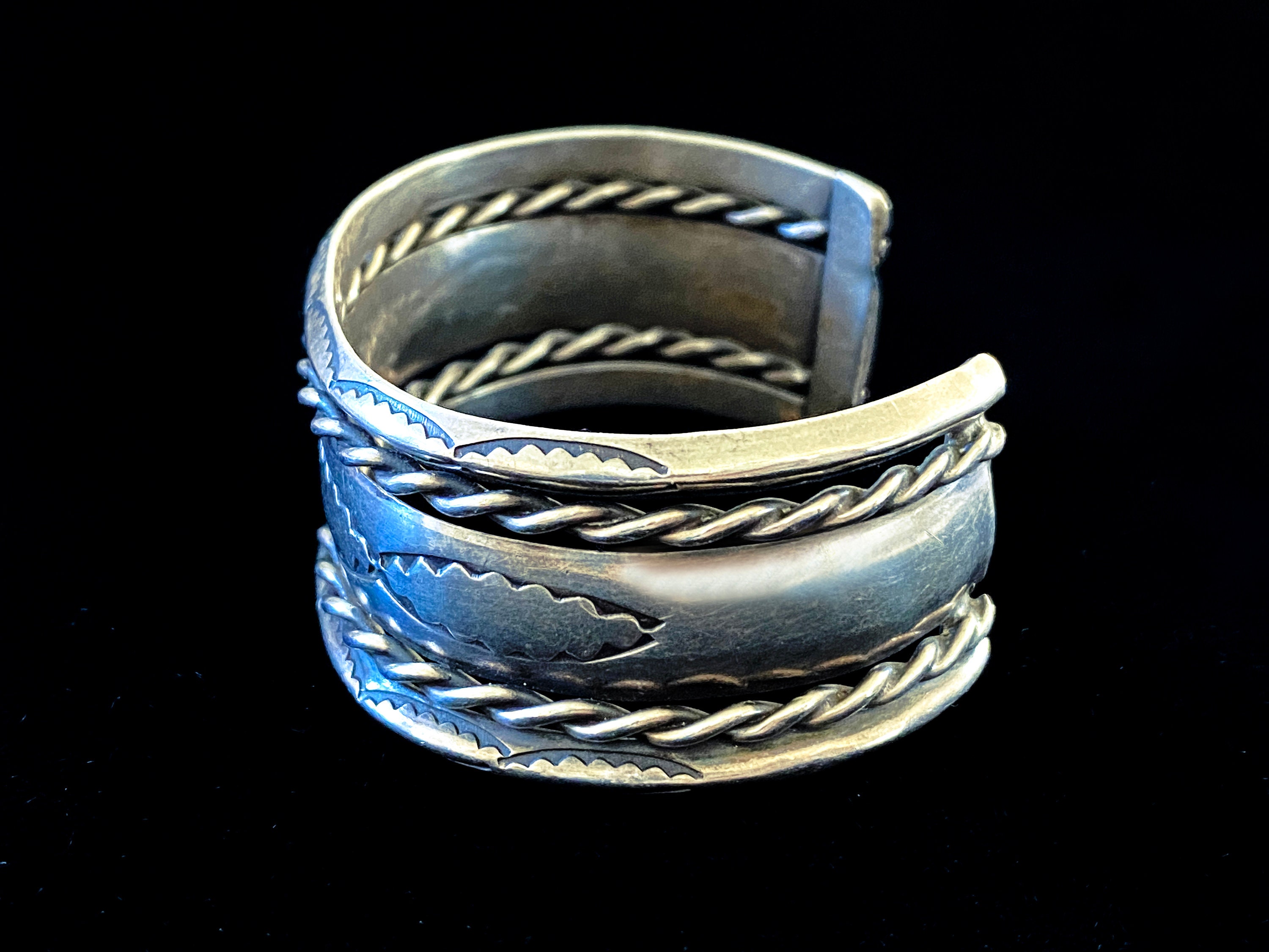 1920s Navajo Bracelet With Twisted Wire and Carinated Borders