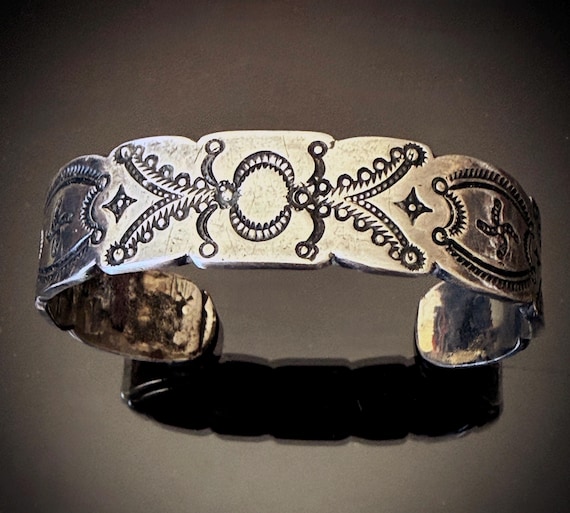 Ingot Silver Navajo Cuff Bracelet circa 1910, Size 7