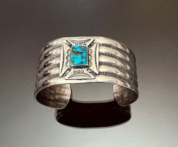 Striking Vintage Native American Navajo Hand Wrought Sterling Silver Bracelet Old Striking Vintage Native American Navajo Hand Wrought Sterling Silver Bracelet Old