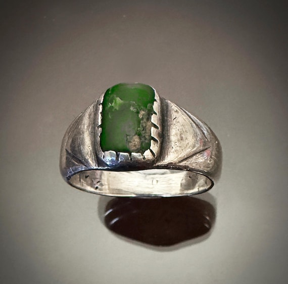 Late 19th Century Navajo Ring w Cerrillos Green Turquoise Size 9 3/4