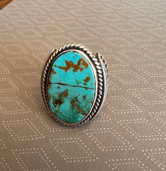 Vintage Navajo Large Oval Turquoise Ring Size 10 - image 5