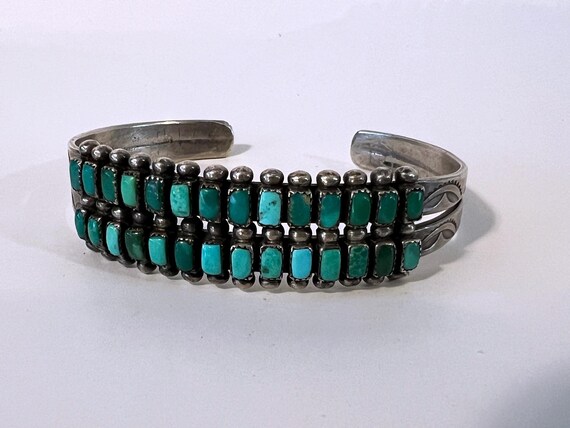 Early 1900's Zuni Green Snake Eyes Turquoise Native American Jewelry Silver Bracelet Early 1900's Zuni Green Snake Eyes Turquoise Native American Jewelry Silver Bracelet