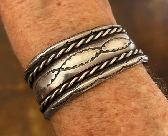 1920s Navajo Bracelet With Twisted Wire and Carinated Borders