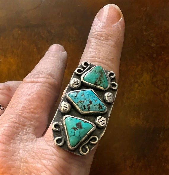 3 Stone Turquoise Pueblo Ring Size 9 1/4