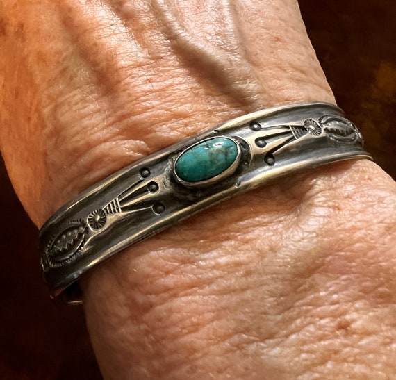Early Navajo Ingot Cuff Bracelet with Single Stone Size 6 7/8