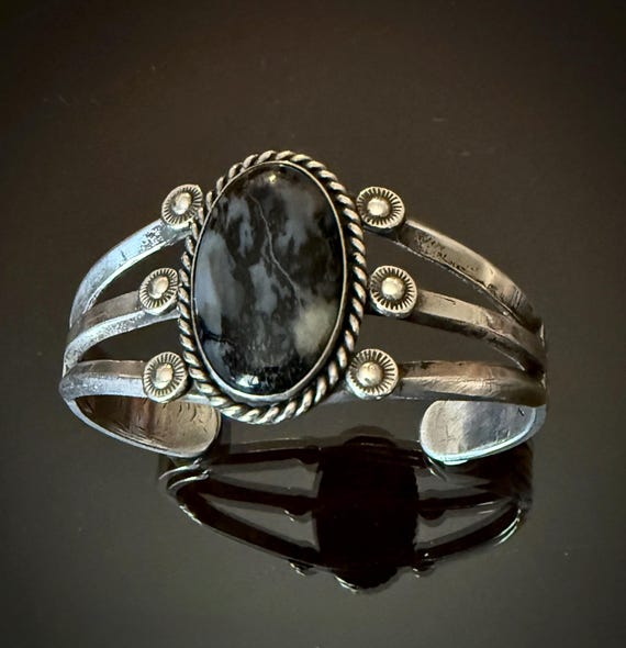 Beautiful Ike Wilson (Navajo 1901-1942) Signed Ingot Bracelet, Size 6 3/4