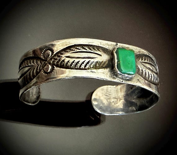 Early Classic Navajo Ingot Bracelet w Green Turquoise Size 6 5/8