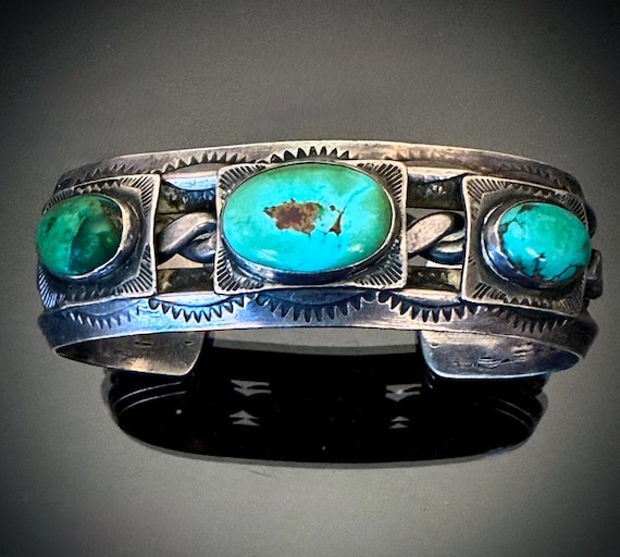 Heavy Navajo Turquoise Cuff circa 1920 Size 6 3/4