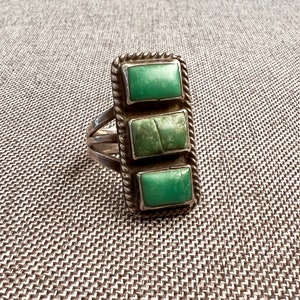 Vintage Navajo Ring w 3 Square Green Turquoise Stones