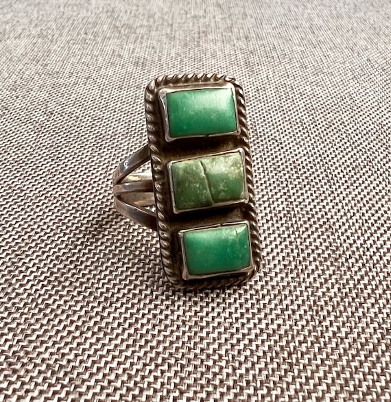 Vintage Navajo Ring w 3 Square Green Turquoise Stones