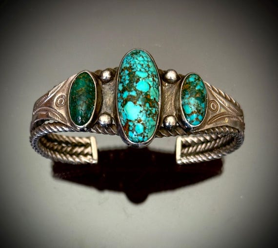 Navajo or Pueblo Twisted wire cuff Bracelet with 3 Turquoise Cabochons Size 6 5/8