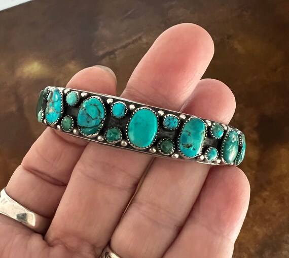 Early 20th Century 19 Stone Turquoise Navajo or Zuni Row Bracelet