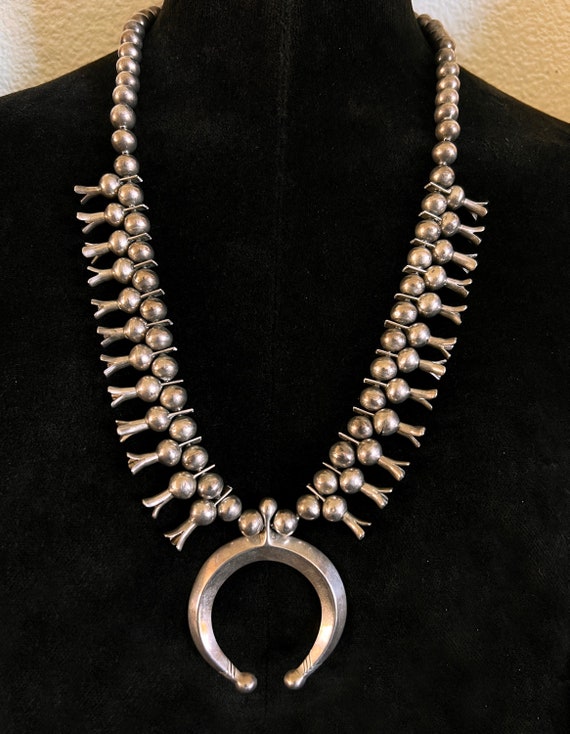 Early Classic Revival Navajo Squash Blossom Neckla