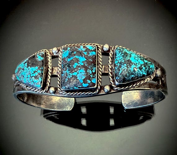 Early 20th Century Navajo Ingot Silver and Turquoise Cuff Bracelet Size 7