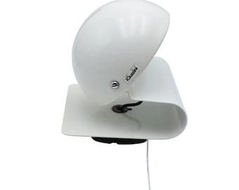 1970s Guzzini Bugia wall lamp designed by Giuseppe Cormio