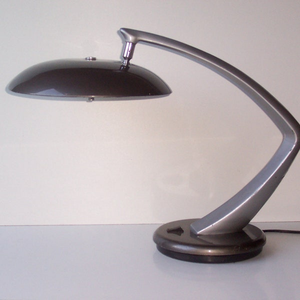 Vintage Retro desk table lamp, Fase Boomerang Madrid Spain