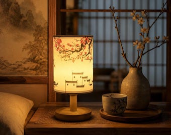 Abajur de mesa com flor de ameixa japonesa – Luminária de cabeceira em tecido Japandi, luminária de mesa LED asiática, decoração aconchegante para quarto.