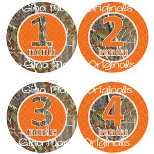 Baby maandelijkse mijlpaal groei Stickers in Camo met oranje stippen MS555 Baby Boy Girl douche Gift eiken Hunter Woodland laanbomen