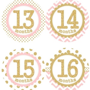 Baby maandelijkse mijlpaal groei Stickers in tweede jaar 13-24 maanden Gold Glitter licht roze stippen punthaken kwekerij MS001c Baby douchegift