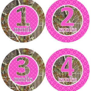 Baby maandelijkse mijlpaal groei Stickers in Camo met helder roze stippen MS542 Baby meisje douche Gift eiken Hunter Woodland laanbomen