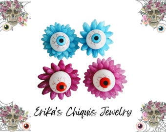 Creepy and Cute Purple Flower Eyeballs Hair Barrette Clip with Glitter and Blue Eyes - Perfect for Halloween and Beyond