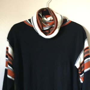 Vintage 60s/70s Sweater Pullover Tunic Donkenny Mod Retro Black Striped Knit Turtleneck long sleeve size M/L Retrocorrect Womenswear