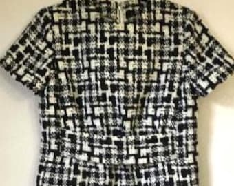 Vintage 1960s Wool Dress Winter Hand Made Mod Plaid Size M Retrocorrect Womenswear