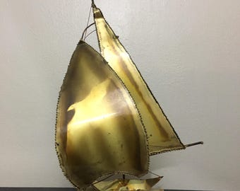 Vintage 1970s Brutalist Brass Sailboat Sculpture Large Onyx Quartz Base Nautical Maritime Deco