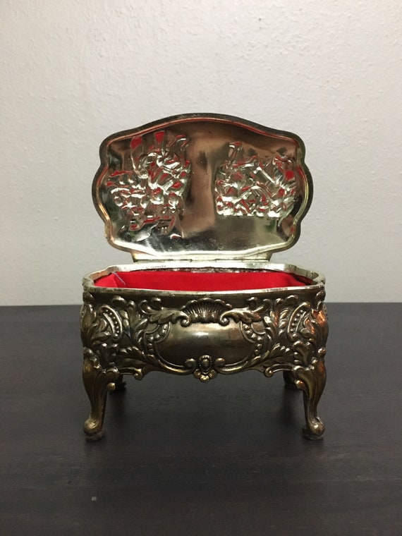 Vintage 1950s Jewelry Box Footed Trinket Containe… - image 3