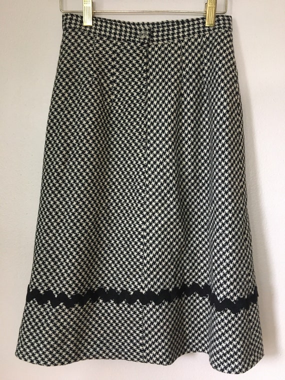 Vintage 50s/60s Skirt wool houndstooth casual Sec… - image 10