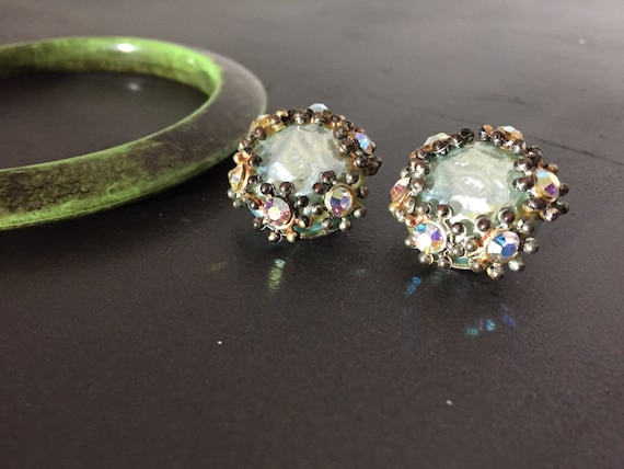 Vintage 1950s Rhinestone Earring Set: Faux Pearl, Green Bangle
