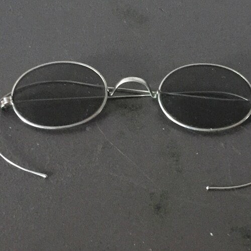 True Antique 1920s Sunglasses Oval Frame Aluminum Wire Specs Sunshades Eyewear Silver Gray Small Frame shops Eyeglasses Retrocorrect Vintage Eyes