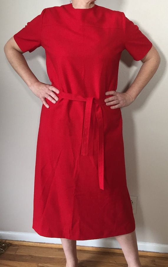 Vintage 1960s Dress Casual Minimalist Red Formal or Business Holiday Party Hostess Wedding Midi Shift Short Sleeve Sz M/L Retrocorrect Women - Etsy Vintage 1960s Dress Casual Minimalist Red Formal or Business Holiday Party Hostess Wedding Midi Shift Short Sleeve Sz M/L Retrocorrect Women - Etsy