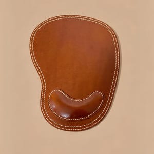 Handgjord ergonomisk musmatta i läder, vintage handledsstöd, present till kollegor