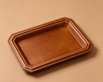 Achthoekig tafelblad van plantaardig gelooid leer, met de hand gestikte opberger voor opbergers voor sleutels, sieraden