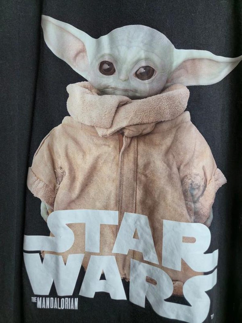 Vintage Star Wars Mandalorian Grogu T-Shirt Size L, Y2K Style Gray Graphic Tee, 2000s Pop Culture Collector Shirt, Retro Sci-Fi Unisex Top image 2