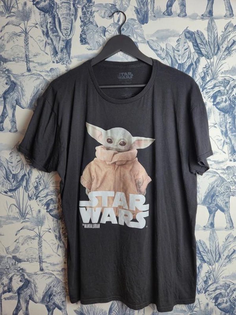 Vintage Star Wars Mandalorian Grogu T-Shirt Size L, Y2K Style Gray Graphic Tee, 2000s Pop Culture Collector Shirt, Retro Sci-Fi Unisex Top image 1