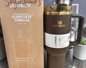 Stanley 40oz Quencher Tumbler – Travel Mug with Handle & Straw, Stainless Steel Reusable Water Bottle