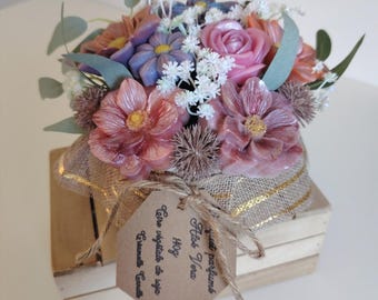 Bouquet di fiori realizzato con cera vegetale di soia