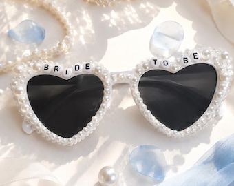 Occhiali da sole personalizzati per la futura sposa - Elementi blu, occhiali da sole personalizzati a forma di cuore, occhiali da sole con perle per la sposa, addio al nubilato, occhiali da sole per la sposa