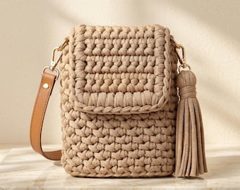 Crochet Cell Phone Bag Pattern | T-Shirt Yarn Crossbody Purse (PDF Download)