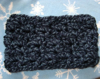 Blue Cowl - Chunky yarn - Crochet - Women's Medium Size