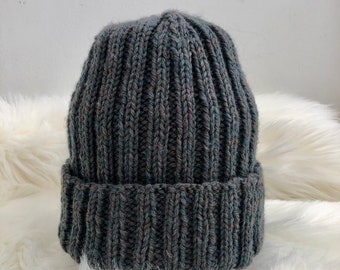Hand Knit Ribbed Hat in Gray Heather, Handmade, Women's Medium , Winter, Outdoor Wear, Nordic Knit, Unisex Toque