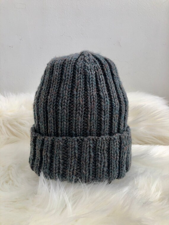 Hand Knit Ribbed Hat in Gray Heather, Handmade, Women display picture 3