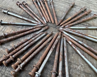30 pull out double headed construction nails, 2 1/2” rusty nails, nails for art, home project nails, assemblage supplies