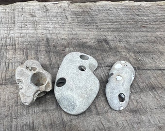 Piedras de tres brujas, piedras de víbora, piedra de hadas, piedra de bruja de California, piedra de bruja de playa